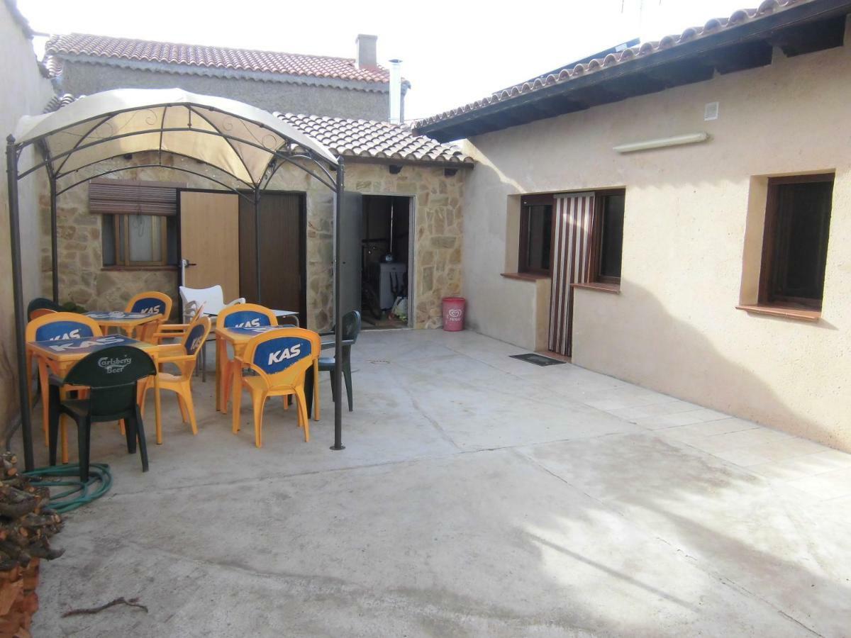 Albergue Turistico Las Eras Barcial del Barco Exterior photo